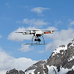 A Microdrones md4-1000 UAV crossing the Alps.
